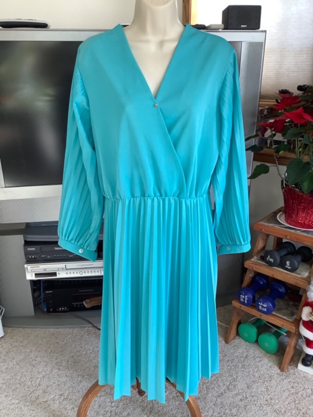 ALDENS Vintage 70s Polyester DISCO Midi Long Sleeve WRAP DRESS Turquoise Pleated